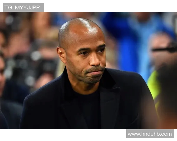 足球明星退役瞬间珍贵回忆图集展现他们辉煌职业生涯的最后时刻 足球明星退役瞬间珍贵回忆图集展现他们辉煌职业生涯的最后时刻